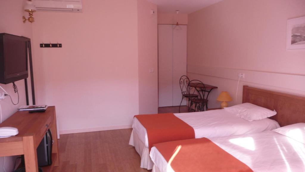 טלואר Hotel Golf Et Montagne מראה חיצוני תמונה